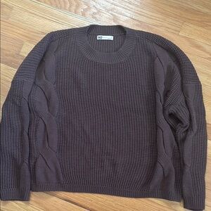 SO Brown Crewneck Sweater with Ribbed Knit Texture